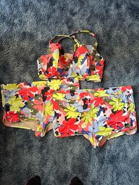 Cacique dolphin short swim suit 18, 20, 38G